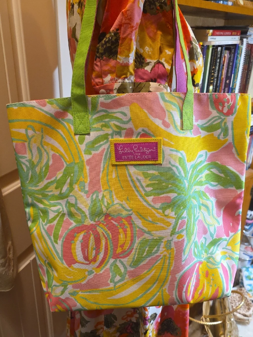 Lilly Pulitzer x Estée Lauder Pink & Yellow Tropical Canvas Tote - Picture 1 of 7